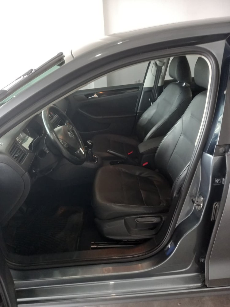 Volkswagen VENTO Vento Variant 2.5 Confort     L/11 — foto 7
